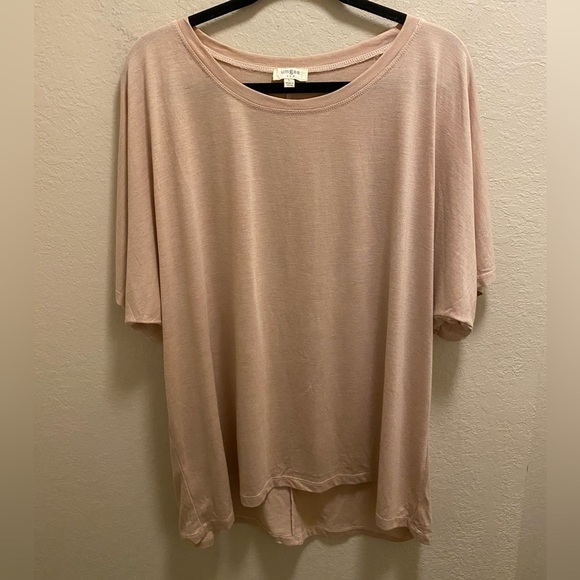 Umgee Pink High-Low Hem Short Sleeve T-Shirt Size L - Picture 1 of 9